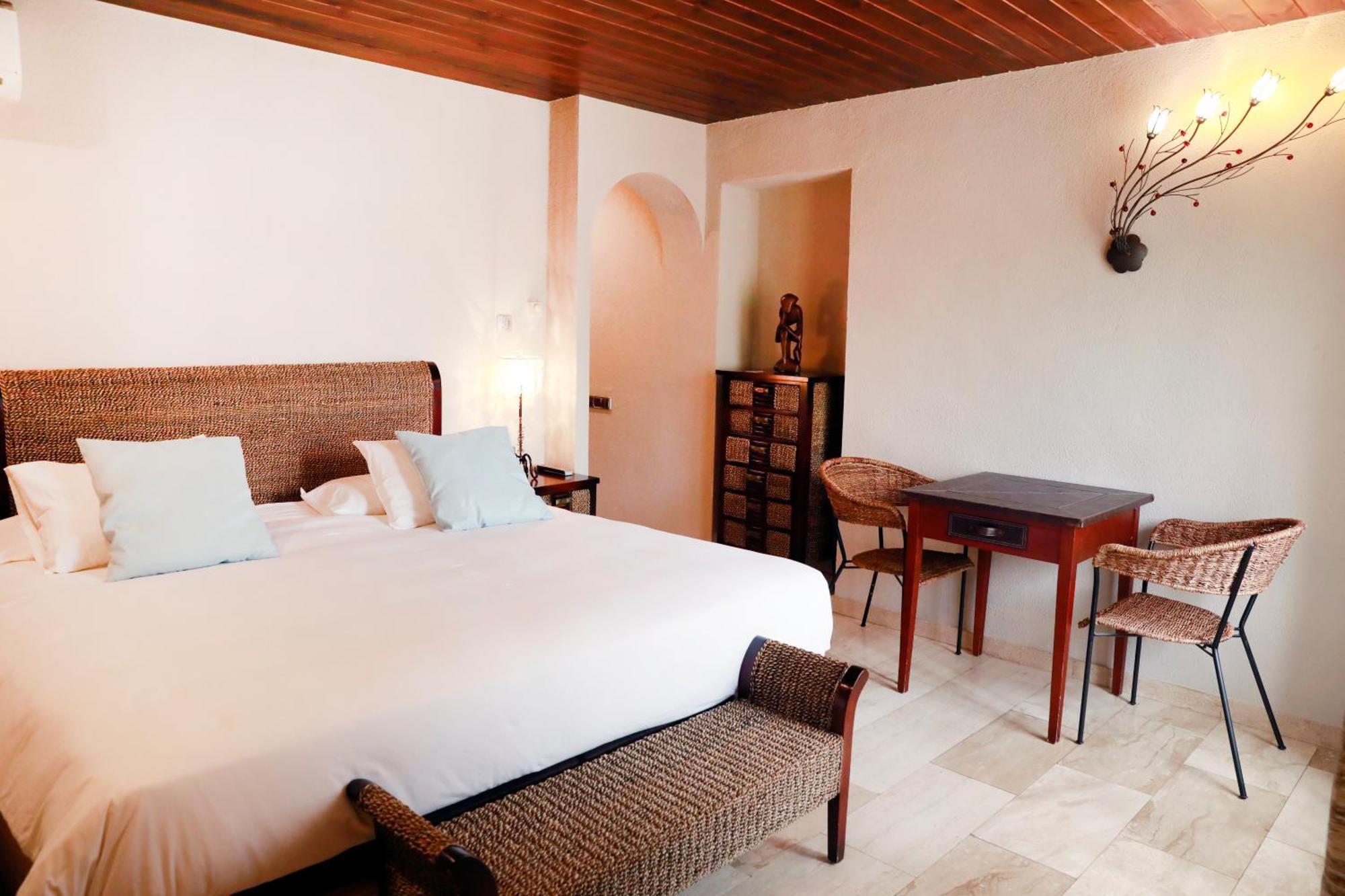 La Violeta Hotel Spa & Chill Out Castelltercol 외부 사진